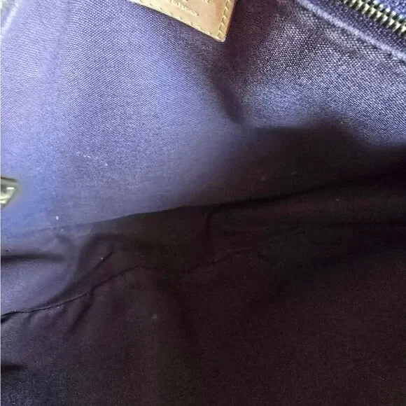 Louis Vuitton Menilmontant MM - Picture 10 of 16